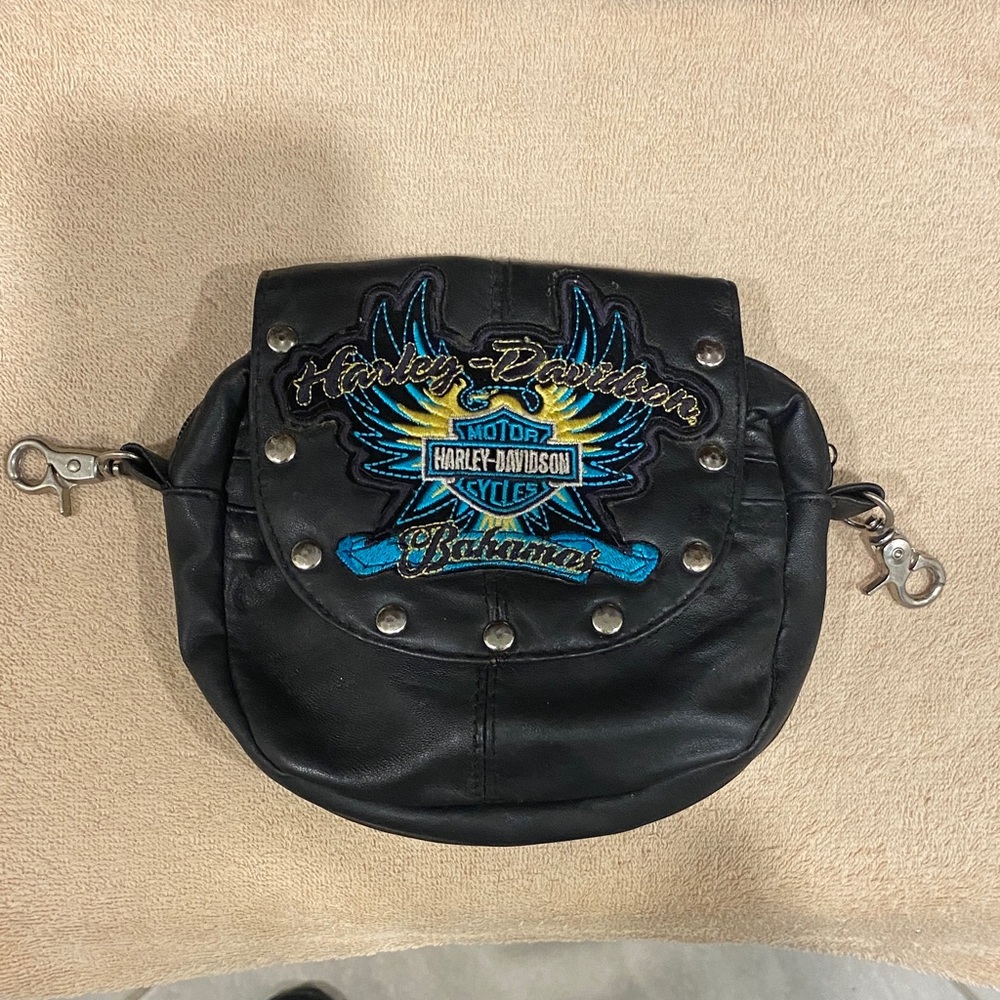 Black faux leather Fanny pack with BAHAMA Embroidery Harley Davidson PATCH.